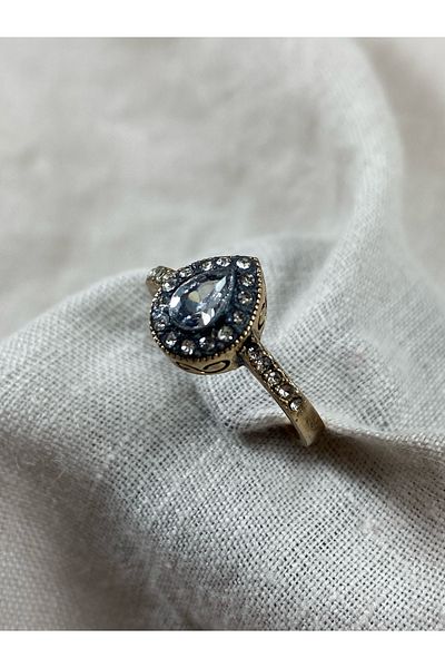 FAYRA ACCESSORIES Swarovski Stone Detailed Water Drop Ring