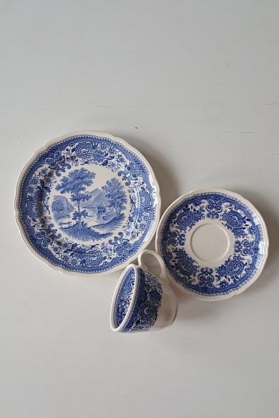 Villeroy & Boch Burgenland Vintage Teacup Set - Rustic Pattern, 3 Pieces