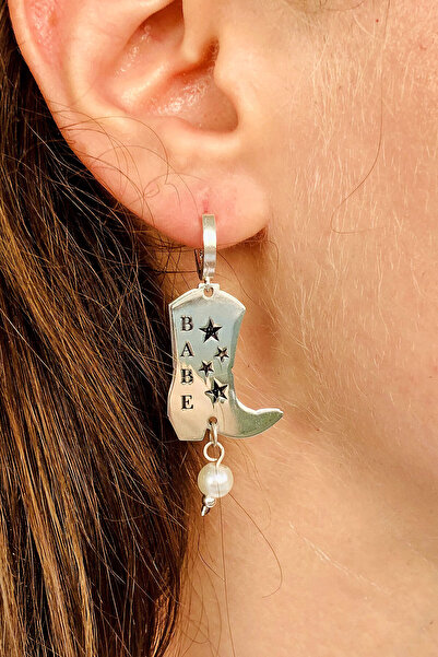 Nicheloop Sevgiliye Özel Hediye  İsimli Özel Tasarım Kovboy Çizmesi Gümüş Küpe