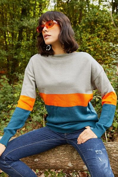 AQE FASHION Women's Color Blocked Gray Sweater