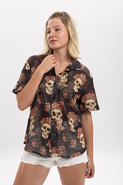 S-Ponder Women's Vintage Skull Print 100% Polyester Knitted Short Sleeve Shirt