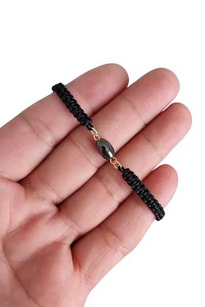 SEVENSLEEPERS Natural Stone Hematite Macrame Knitted Bracelet