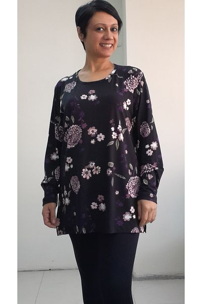 Mertcan Butik Black Viscose T-Shirt with Plum Flower Pattern