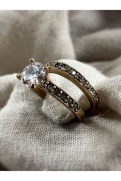 FAYRA ACCESSORIES Single Jewelled and Full Round Embroidered Ring Set