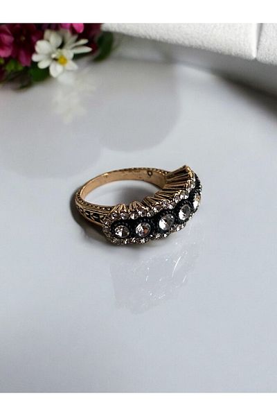FAYRA ACCESSORIES Diamond Mounted Ring
