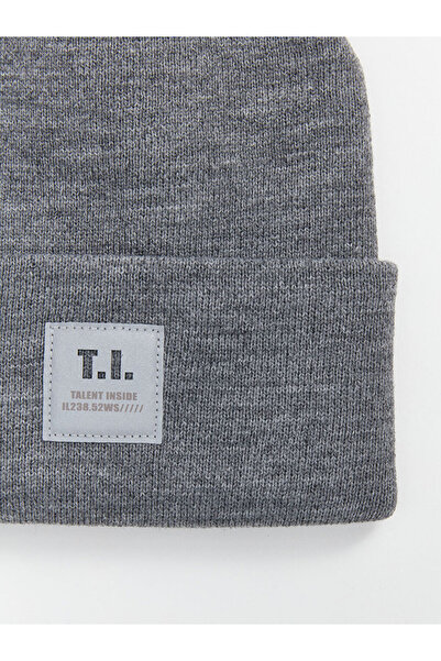 LC Waikiki Pánský baret - štítek s potiskem