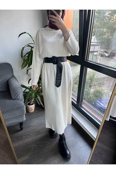modabirsen Ecru pletené šaty – volné, stylový design, ladící 38-44