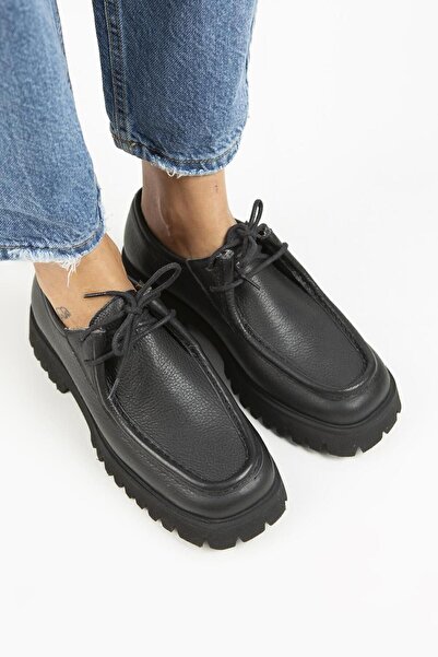 Manijero Taral Women's Genuine Leather Cornered Lace-up Black Shoes