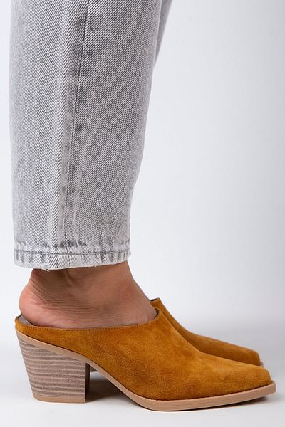Manijero Stella Femei din piele naturală Western Mustard - Papuci din piele intoarsa