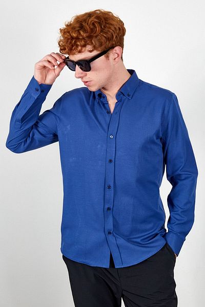 Manche Indigo Men's Easy-Iron Standard Fit Regular-Fit Oxford Shirt