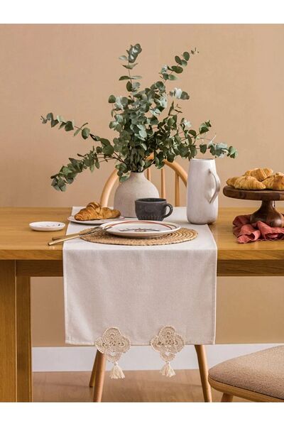 LC Waikiki Dantel Detaylı Runner 45x150 Cm