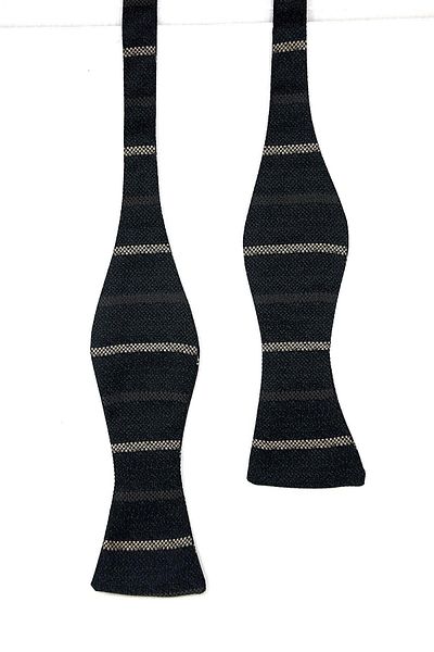 Kravatkolik Bitter Brown Line Pattern Light Bow Tie AP141