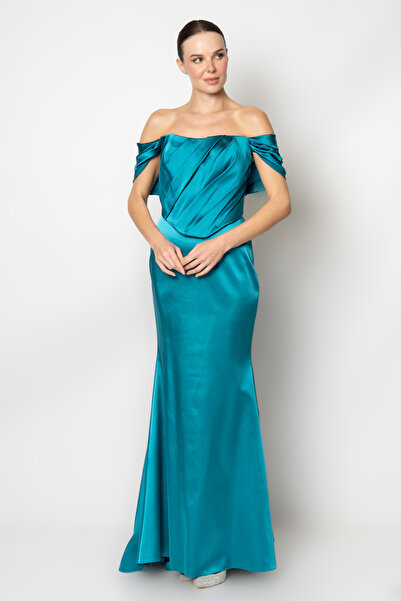 RENGIN Göğsü verev pileli straplez saten abiye elbise