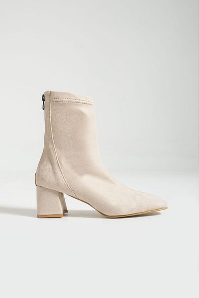 İnan Ayakkabı Γυναικείες Μπότες Beige Suede (ΤΑΚΟΥΝΑΚΙ 6cm)