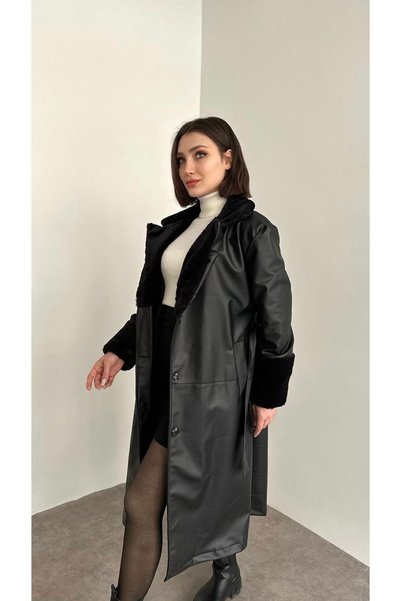 Stealle Trenci lung din piele elegantă - guler de blană și manșetă, căptușită