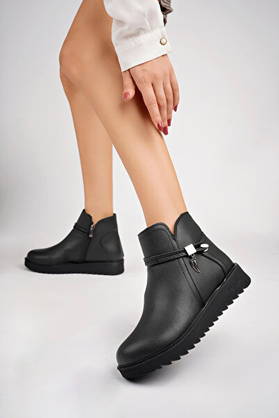 meyra'nın ayakkabıları Černé zimní boty Kilt - Dámské