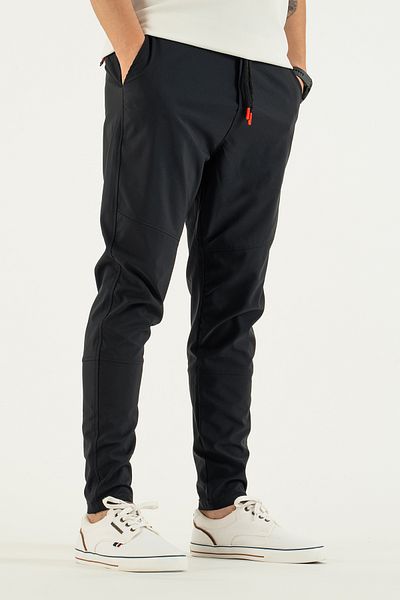 REYNARD Ανδρικό μαύρο παντελόνι Jogger Slimfit - Πλαϊνές τσέπες, ελαστική μέση και κορδόνια