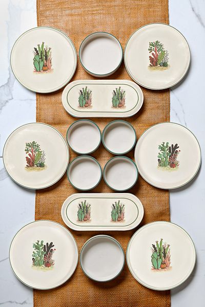 Vienev 14 Pieces Cactus Stackable Breakfast Set for 6 People - Plate