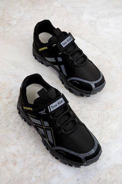 SOHO Kinder-Sneaker 19611 – Schwarz-Eisfarben
