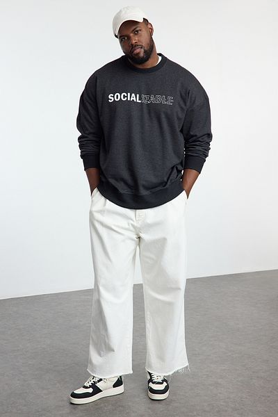 Trendyol Collection Crew Neck Print Oversize pulóver - antracit melange, nagy méretű TMNAW25AO00019