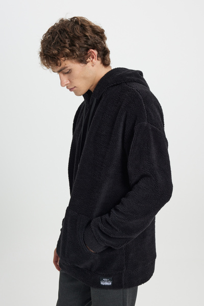 AC&Co / Altınyıldız Classics Übergroßes schwarzes Sherpa-Sweatshirt mit Kapuze für Herren - Fleece