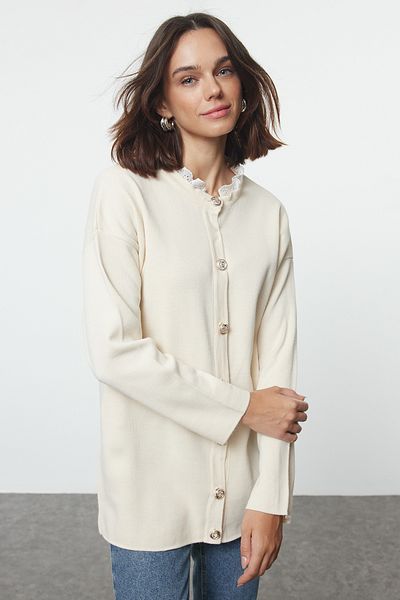 Trendyol Modest Πλεκτή ζακέτα με πέτρινο γιακά με δαντέλα TCTAW25TH00010
