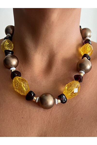 tones official قلادة صفراء كبيرة حديثة - تصميم أكريليك وخرز أفريقي