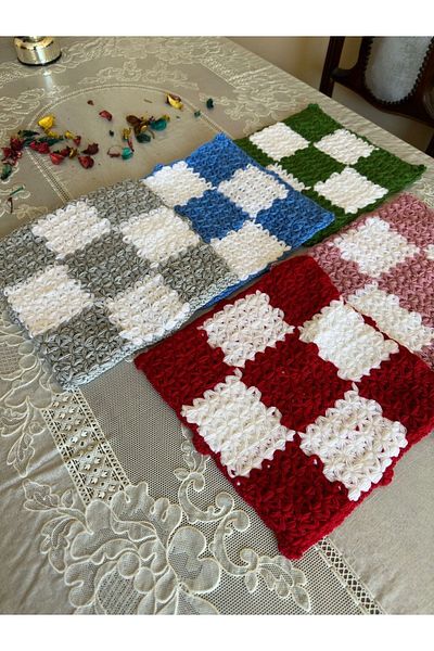 Dantelux Hep Trend Hand Knitted 5 Colorful Square Washcloths