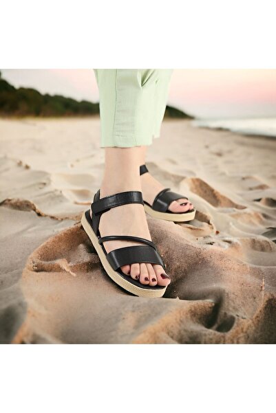 Pretty Girl Sandale plate cu bandă neagră (velcro) (talpă 2 cm)