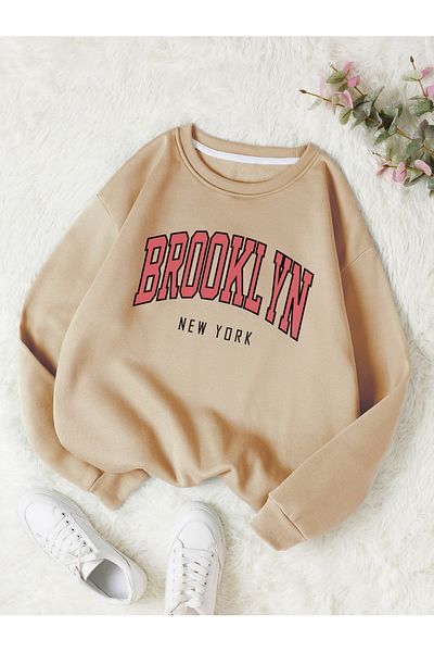 MODARİCH Hanorac oversize bej cu imprimeu Brooklyn New York - decolteu