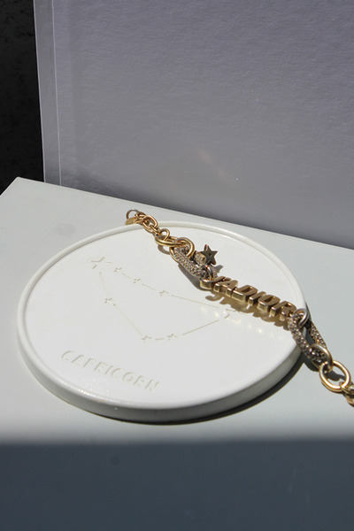 The Craft Thor برج الجدي كابريكورن - قاعدة أكواب خرسانية بيضاء