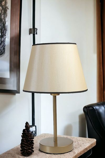 Lumexx 15-3 Model ALA Antique Pramit Table Lamp with Lampshade