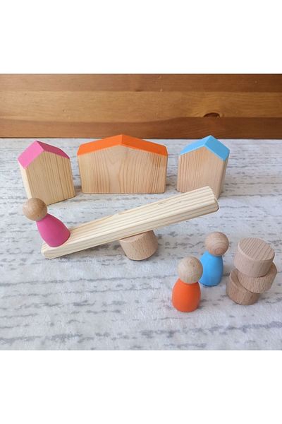 Moccotoys Waldorf Wooden Houses And Peg Doll Story Set