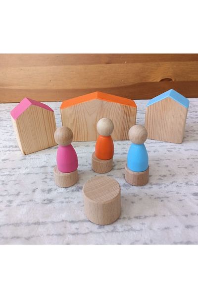 Moccotoys Waldorf Wooden Houses And Peg Doll Story Set
