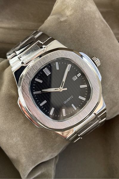 Leerybee Attract Attention with Eye-Catching Men's Wristwatches!
