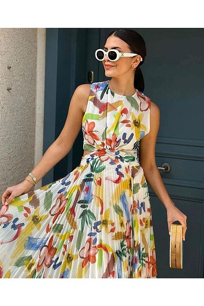 Çipil Ecru Back Detailed Pleated Dress