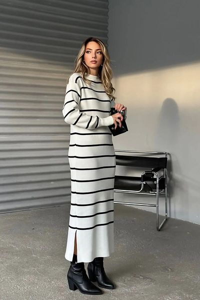 TrendParis Λευκό Πλεκτό Φόρεμα με ριγέ σχισμή με λαιμόκοψη