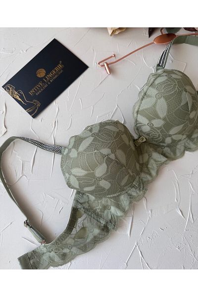 İntive Lingerie Εισαγόμενο σουτιέν Jasmine B-C Cup - Λεπτομέρεια από γυαλιστερή πέτρα, ελαφριά υποστήριξη, δαντελωτό μαλακό κύπελλο