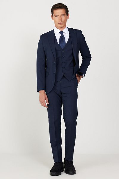 ALTINYILDIZ CLASSICS Navy Blue-Black Slim Fit Men's Suit - Swallow Collar, Checked Woolen Vest