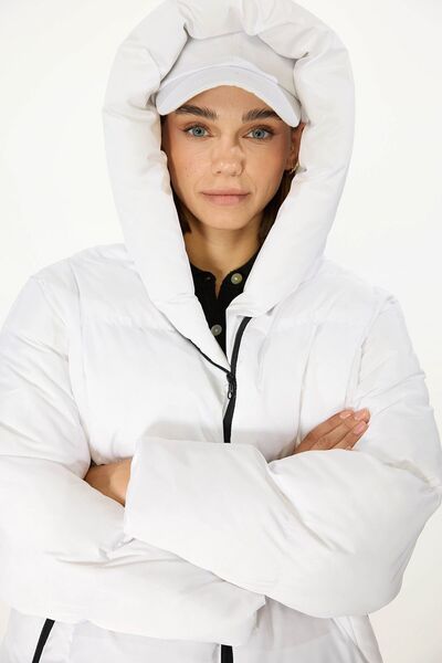 QAWWA White Women'S WindpRoof Coat - WaRm HoldeR and Filling Detail