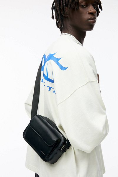 Pull & Bear حقيبة مع غطاء وحقيبة كروس