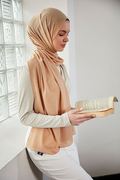 Scarf Arya Crinkle Chiffon Shawl - Honey Foam