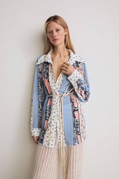 Pilea Oversize Shirt Made Of Pleated Fabric With A Floral Pattern İn Soft Colors