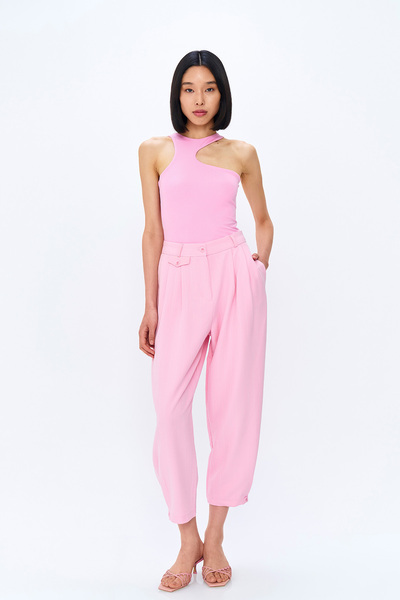 Quzu Pink Bodysuit - Decollete Detailed