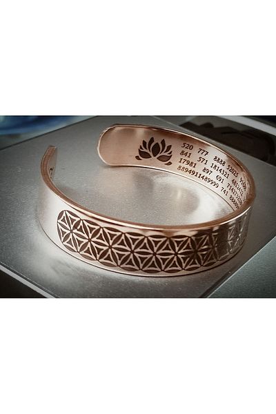 DA Cooper Design Copper Bracelet with Flower of Life Motif & Number Section 45-50 gr Copper Bracelet