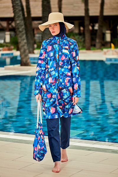 Riva Mera Gemusterter, vollständig bedeckter Hijab-Badeanzug, Modell R2405