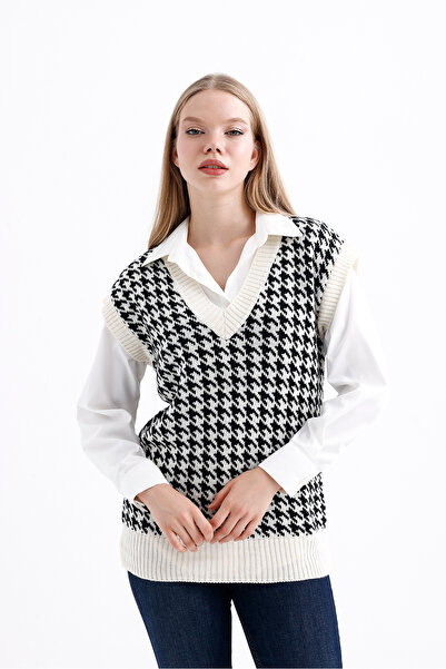 P&B White V-neck Oversize Knitwear Women's Sweater - Goose Feet