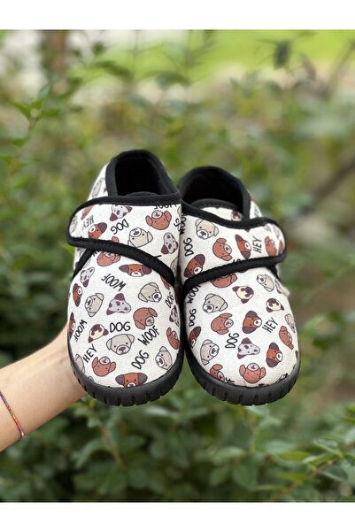 Bold Boutique Children's Nursery Shoes with Velcro Comfortable Use Stylish Winter Home Boot Slippers