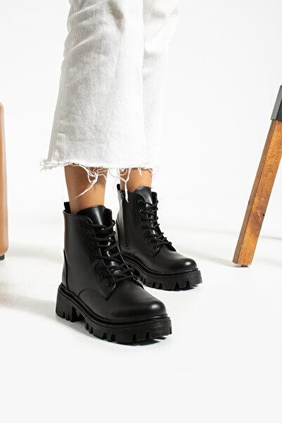 İnan Ayakkabı Women's Black Boots (HEEL 5 CM)