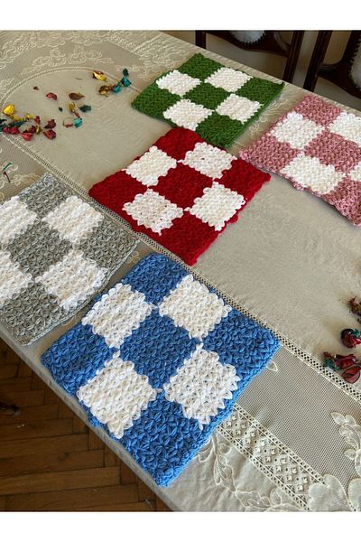 Dantelux Hep Trend Hand Knitted 5 Colorful Square Washcloths